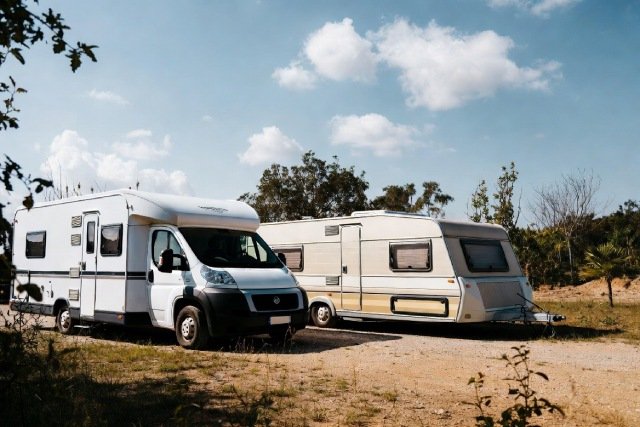 Camping-car vs caravane